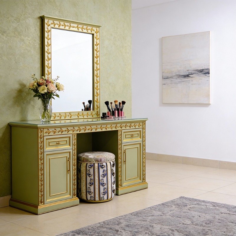 Lily Dressing Table