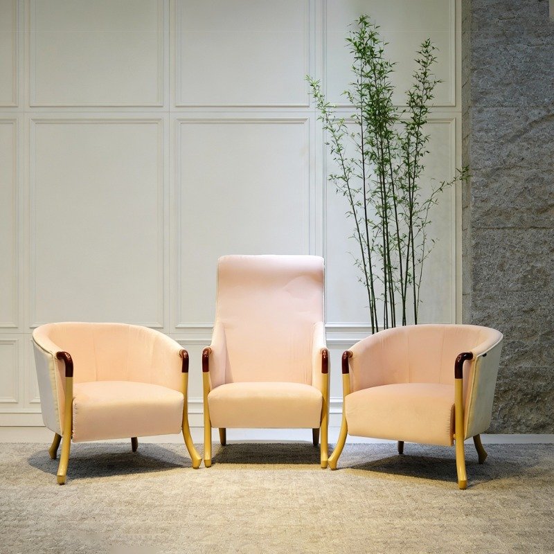 King & Crown Sofa Set